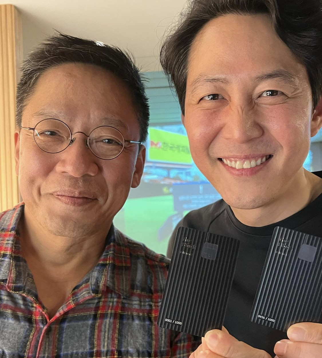 정태영 현대카드 부회장이 14일 배우 이정재와 함께 찍은 사진을 인스타그램에 공개했다. [정 부회장 인스타그램 갈무리]