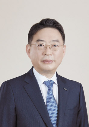 이강행 신임 부회장