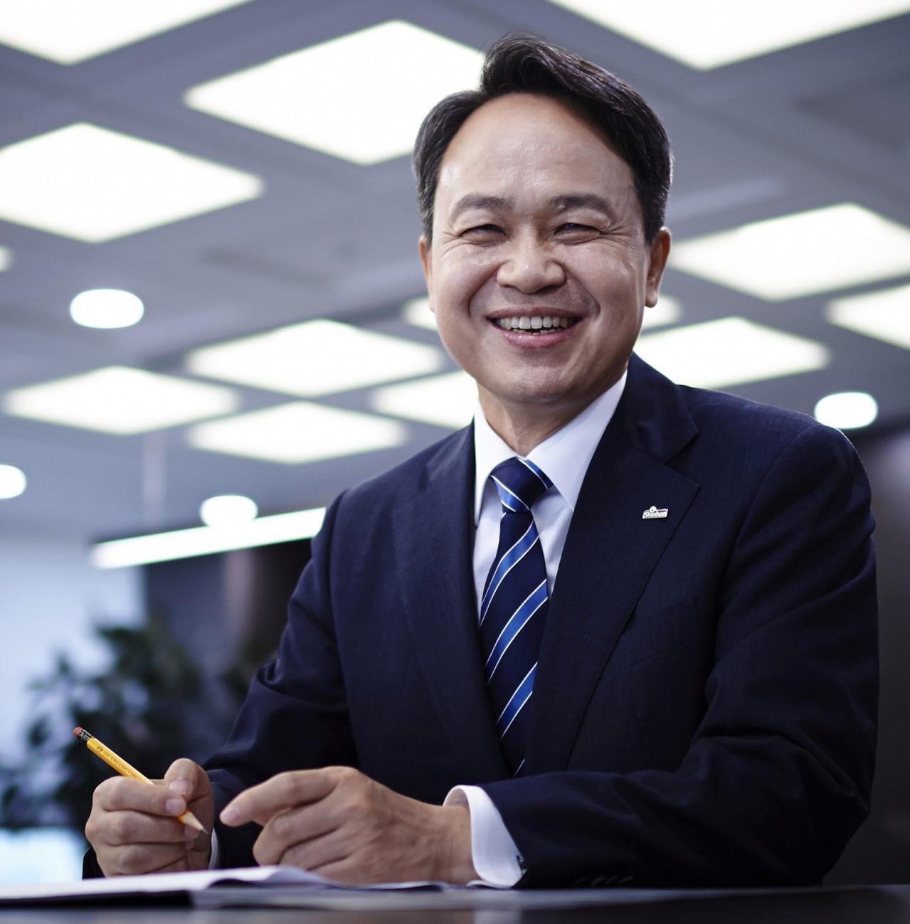 진옥동 신한은행장.