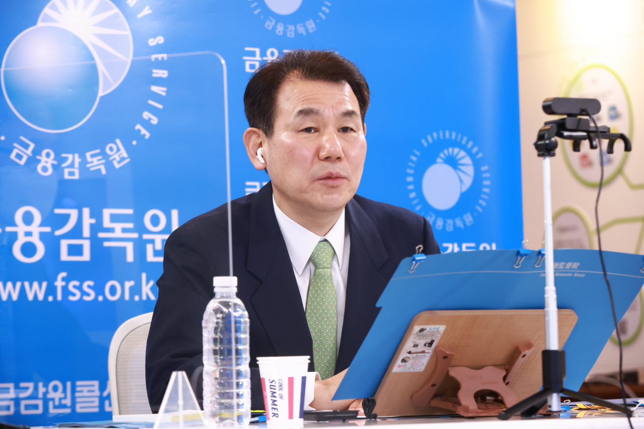 [사진=정은보 금융감독원장이 21일 기자간담회를 하고 있다.]