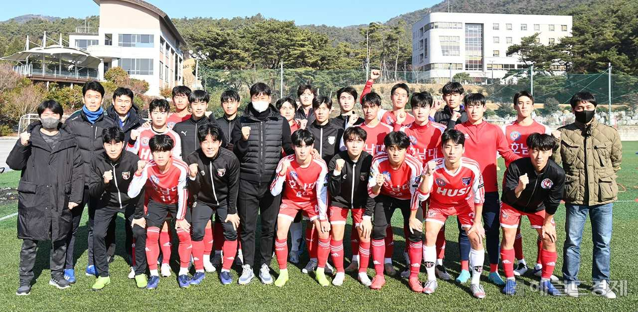 김도훈 감독, 호남대 축구부 격려 방문