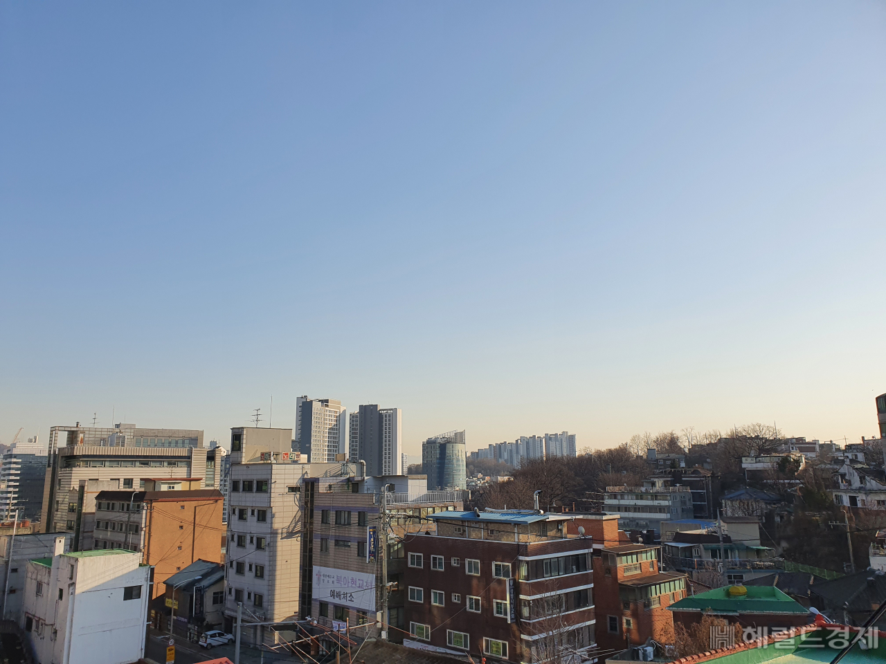 북아현뉴타운 막차 ‘3구역’…정비계획 통과에도 크게 뛴 웃돈에 매수세 잠잠 [부동산360]