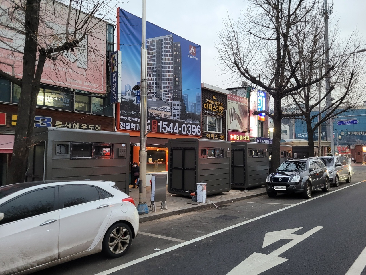 종로구가 종로5가 일대 노점을 철거하고 실명제 거리가게를 운영한다. 사진은 노점 철거 이후 전경. [종로구청 제공]