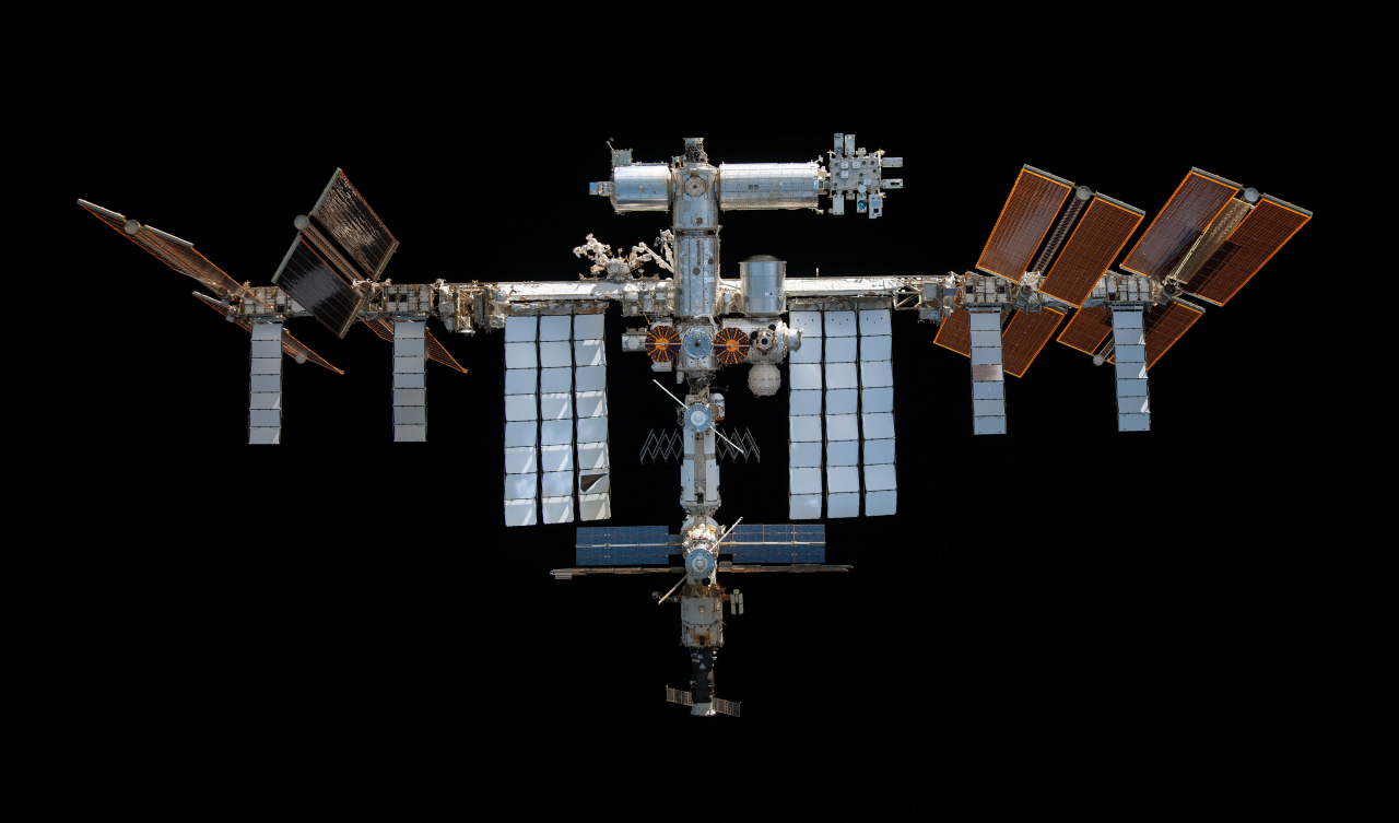 스페이스X 크루드래곤에서 촬영된 국제우주정거장(ISS)의 모습. [UPI]