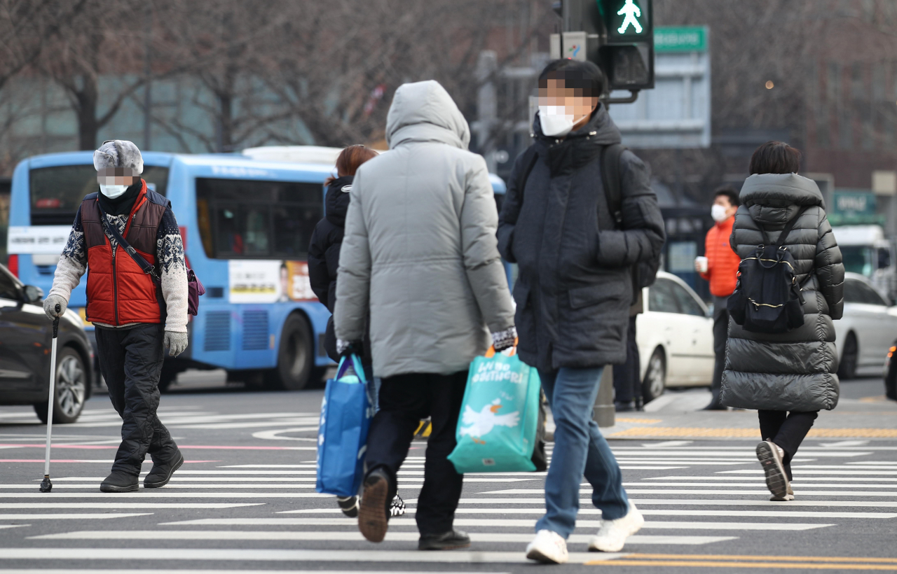 오늘 오전 수도권 등에 눈·비…도로 살얼음 주의