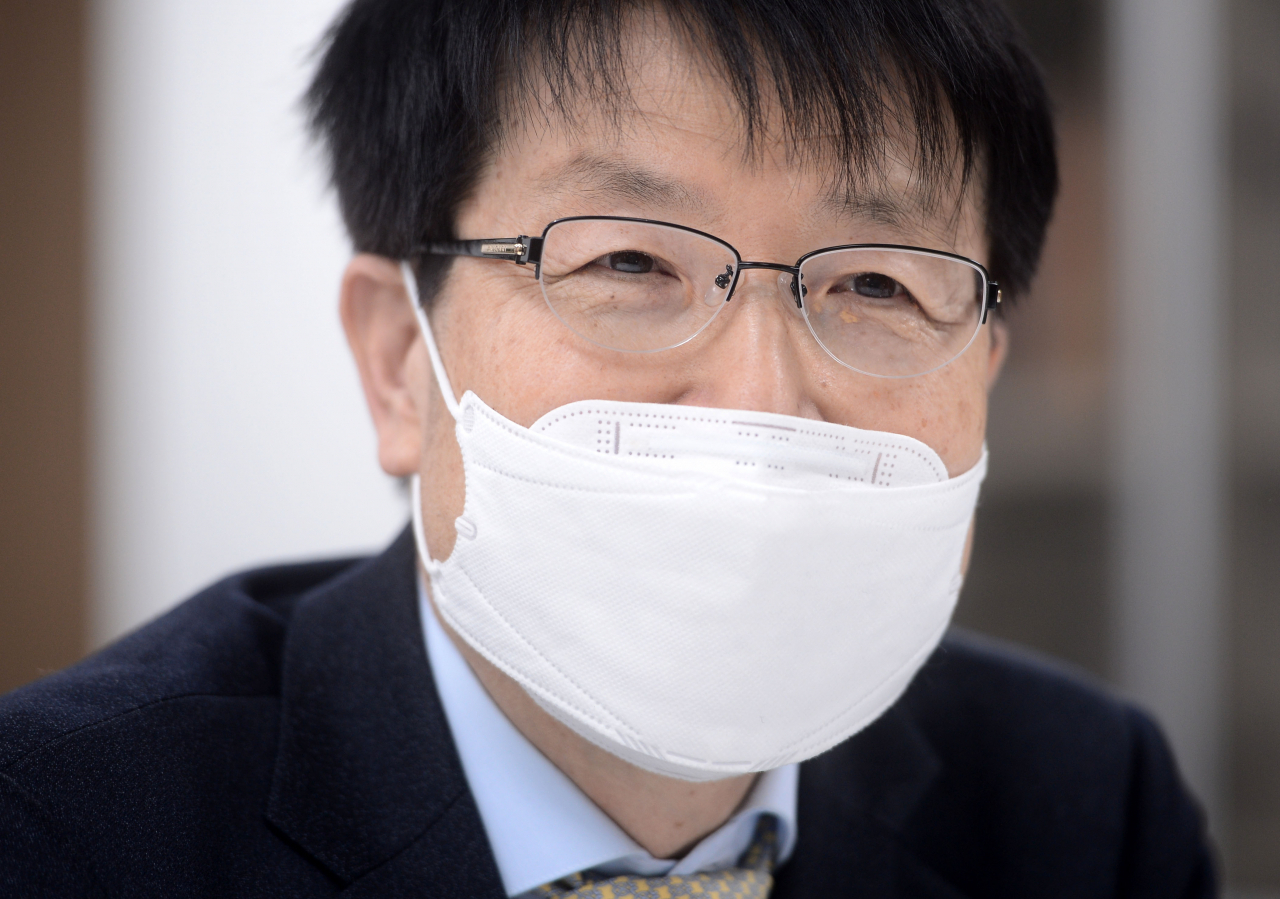 김학배 서울시 자치경찰위원장이 최근 서울 중구 무교동 서울시 자치경찰위원회 사무국에서 헤럴드경제와 인터뷰를 가지고 있다. 박해묵 기자
