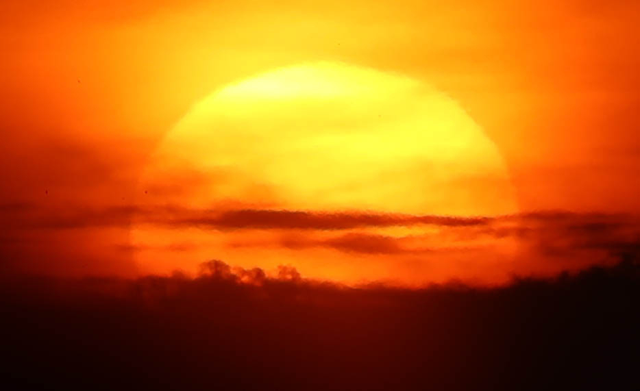 2021년 마지막 해넘이. [연합]