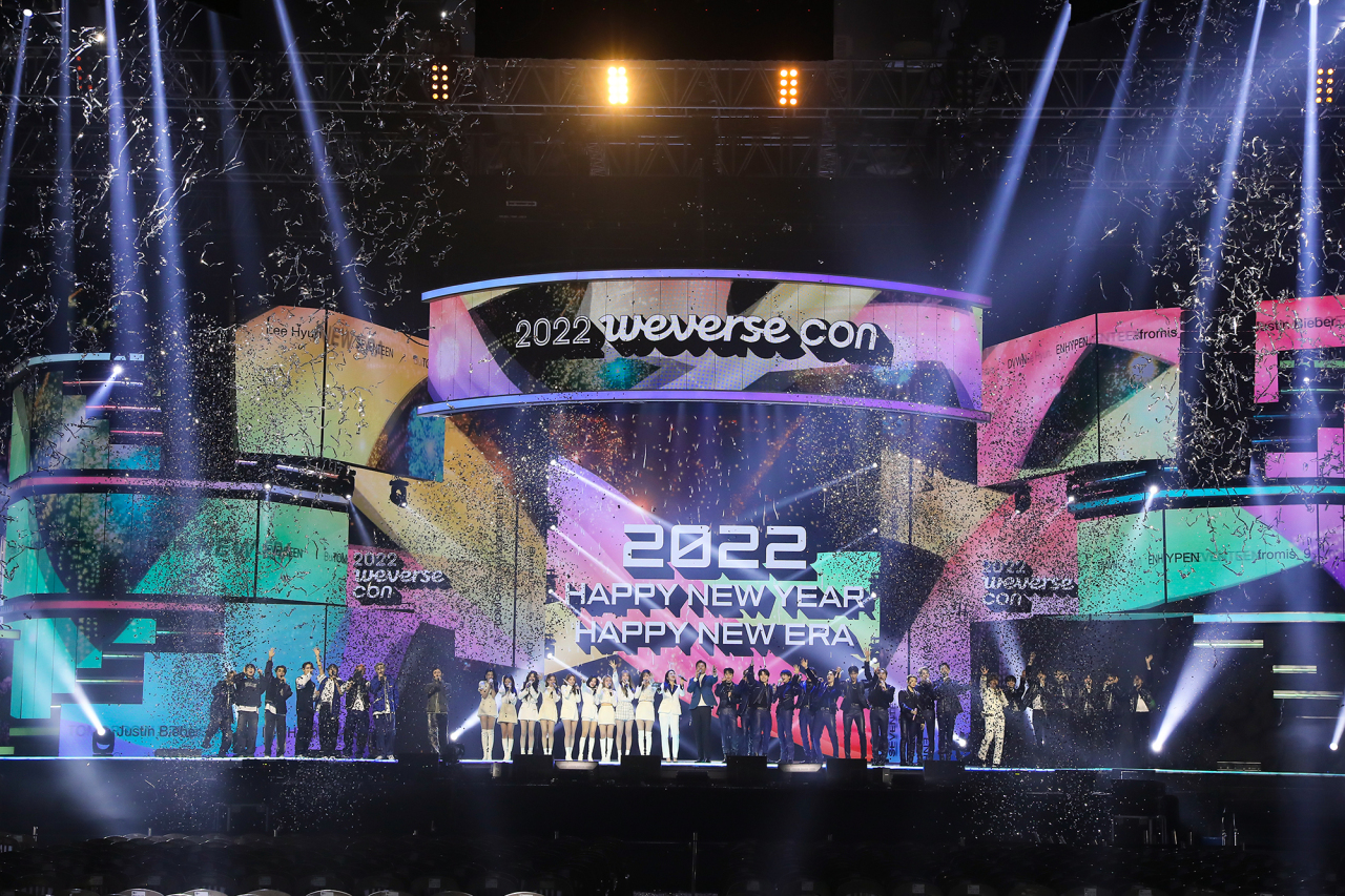"2022 Weverse Con [New Era]" takes place on Dec. 31, 2021. (Hybe)