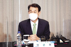 정은보금융감독원장