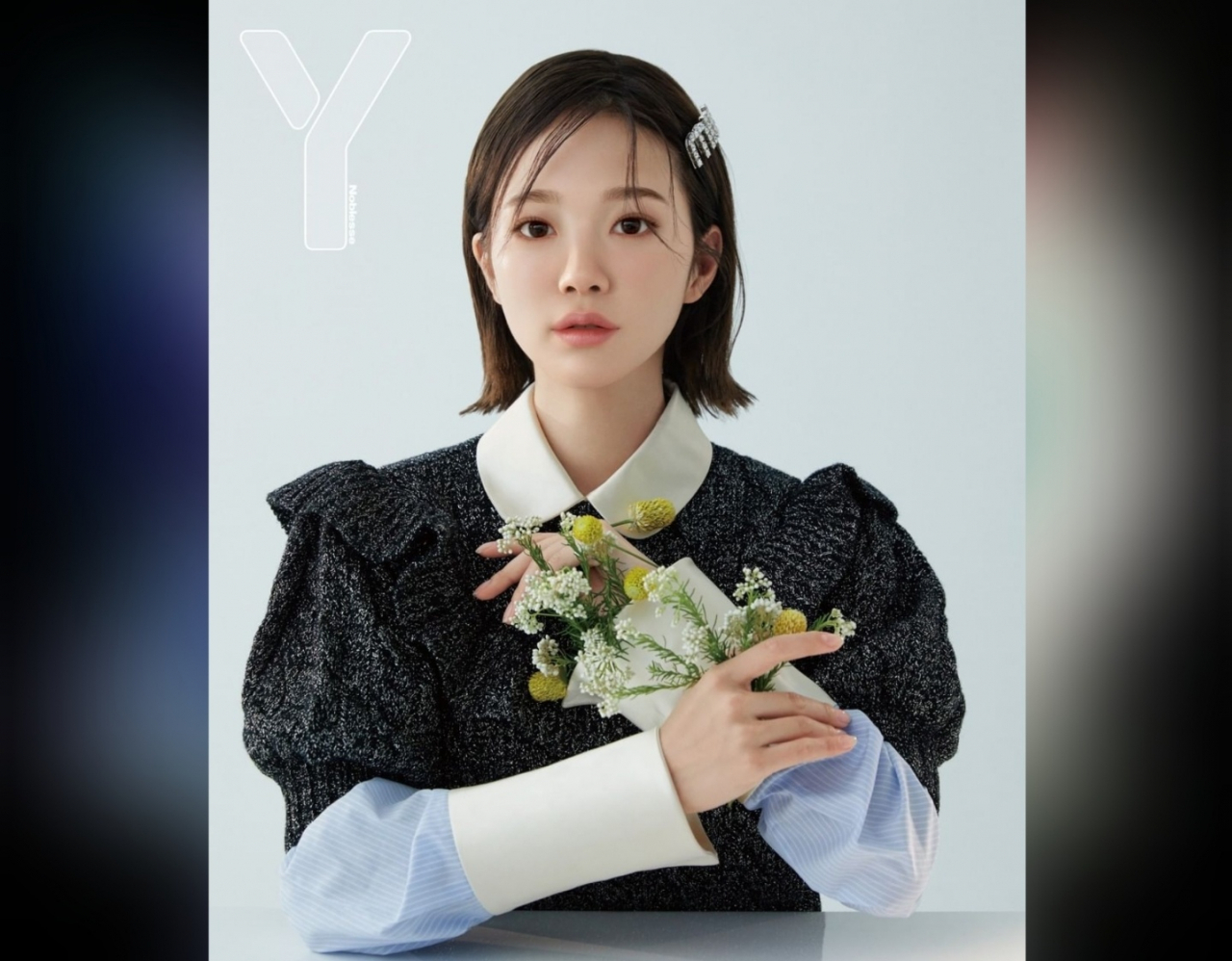 스마일게이트와 자이언트스텝이 공동으로 만든 가상인간(Virtual Human) ‘한유아’가 12일 패션화보를 시작으로 연예계 진출을 선언했다.