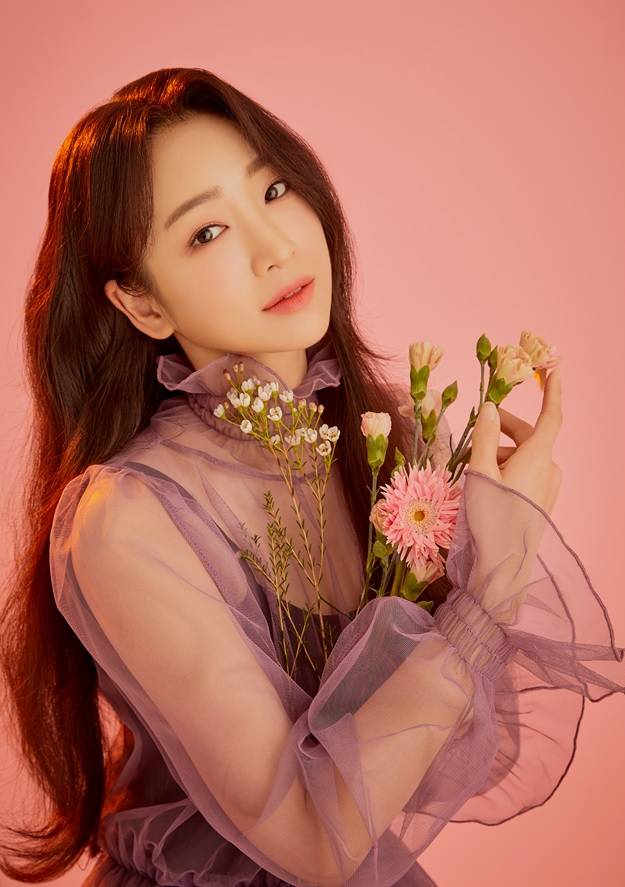 신인 트로트가수 박민주