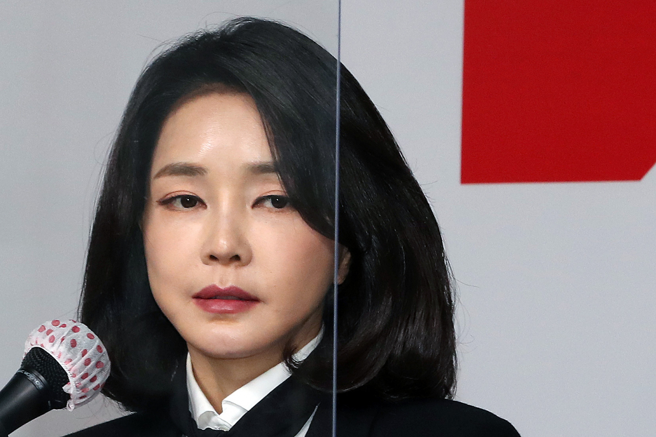 윤석열 국민의힘 대선후보 부인 김건희 코바나컨텐츠 대표. [연합]