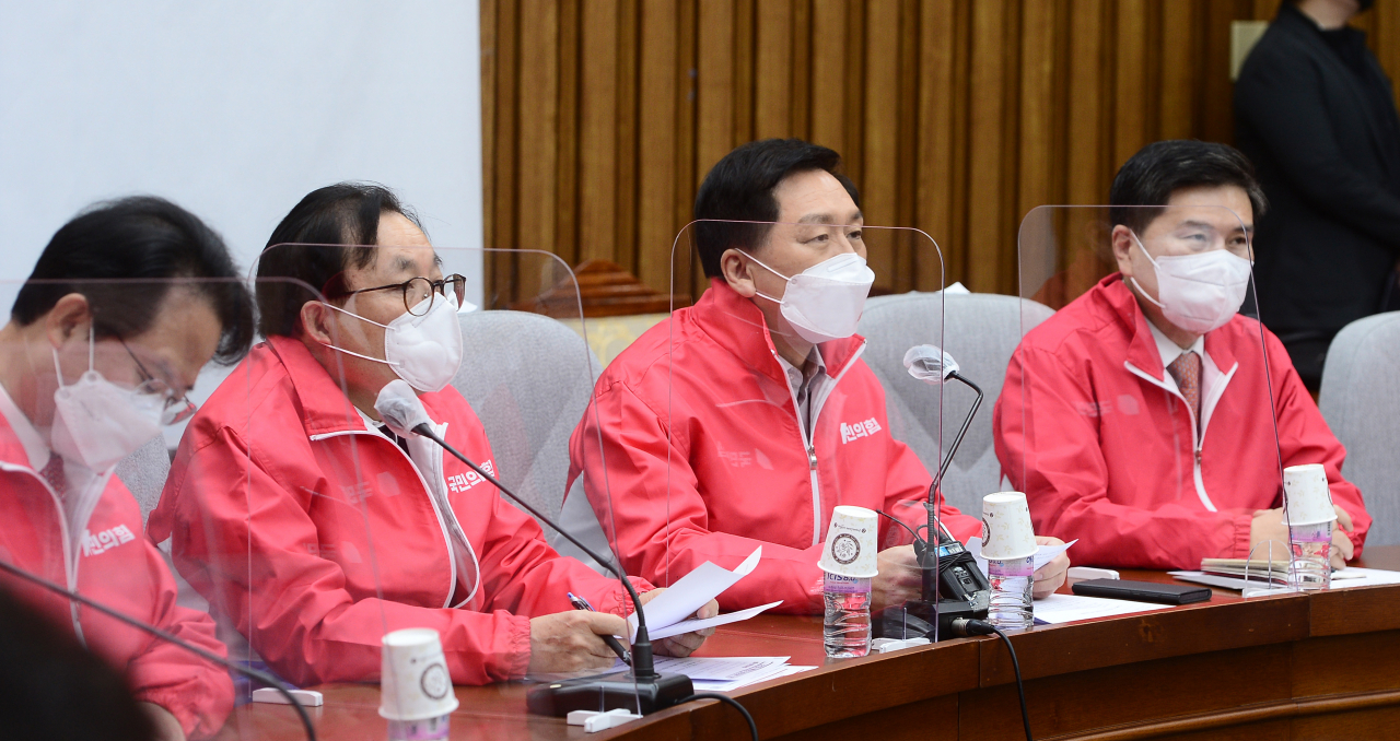 김기현 국민의힘 원내대표가 14일 오전 서울 여의도 국회에서 열린 원내대책회의에서 발언하고 있다. [이상섭 기자]