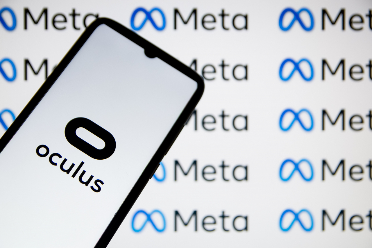 페이스북 모회사 메타(Meta)와 메타에서 선보인 가상 현실 헤드셋 오큘러스(Oculus)의 로고.[게티이미지뱅크]