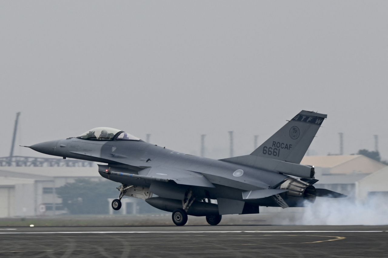 대만군 소속 F-16V 전투기. [AFP]