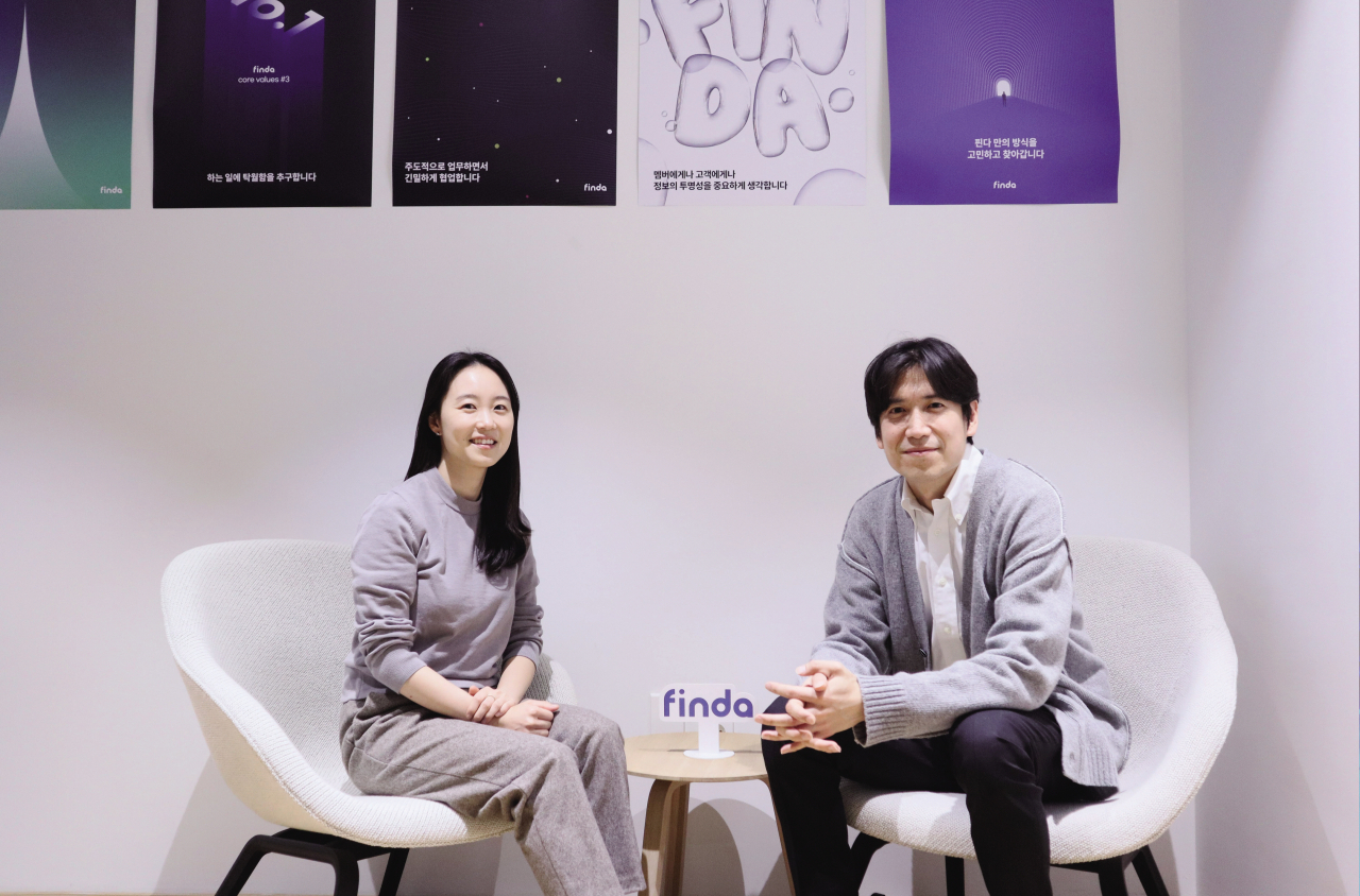 핀다의 이혜민(왼쪽)·박홍민 공동대표. 대출 중개 서비스 플랫폼 핀다는 월 사용자수 35만명을 넘기며 성장을 거듭하고 있다. [핀다 제공]