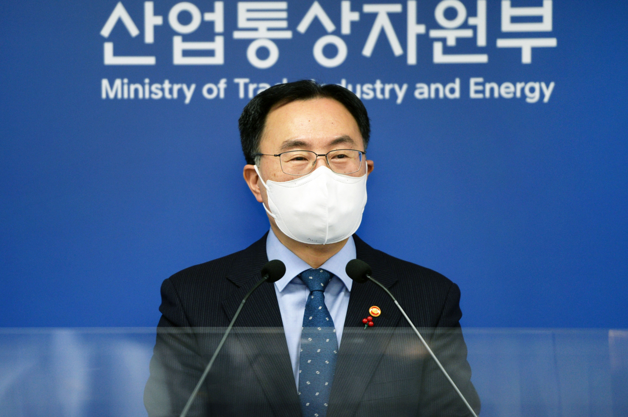 문승욱 산업통상자원부 장관이 25일 정부세종청사에서 열린 '산업통상자원부 출입기자단 간담회'에서 발언하고 있다. [연합]
