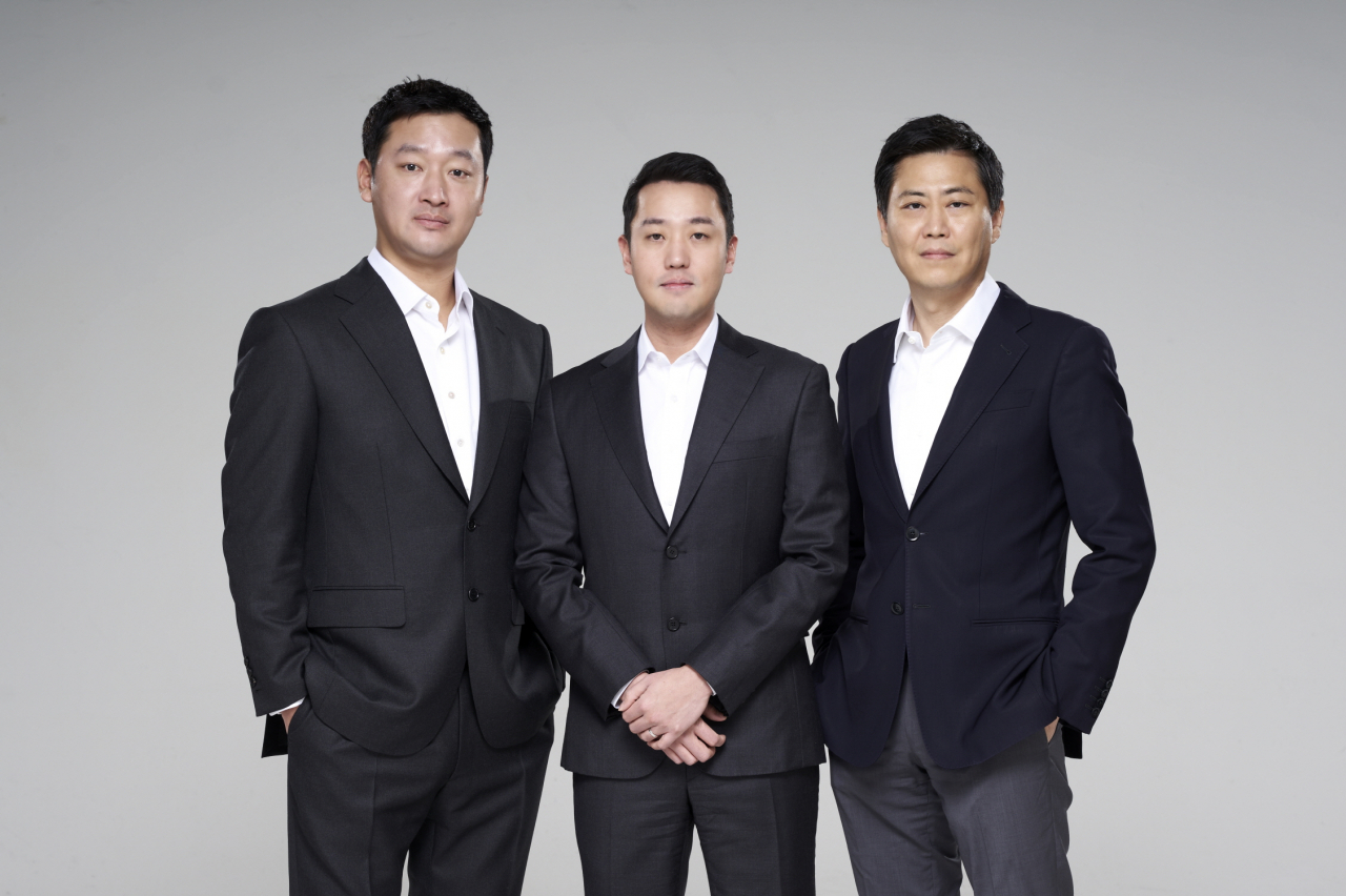 왼쪽부터 홍주열 테이스티나인 대표, 정중교·박재연 프레시지 공동대표. [프레시지 제공]