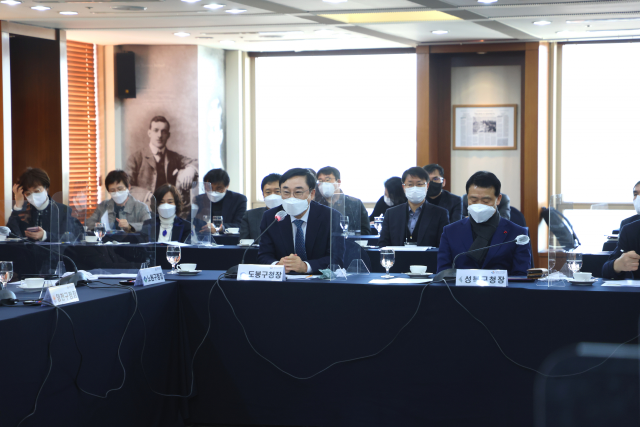 서울특별시구청장협의회 임시회에서 발언 중인 이동진 도봉구청장. [도봉구 제공]