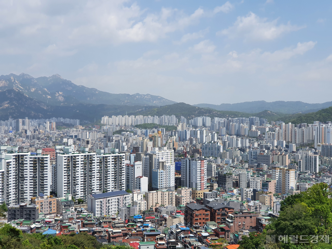 “전세보증금 빼줄 돈이 없어요”…콧대 높던 집주인 이제는 세입자 눈치 [부동산360]