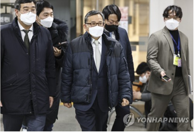 김학의, 뇌물도 무죄&hellip;건설업자 증언 신빙성 뒤집혀[출처: 연합]