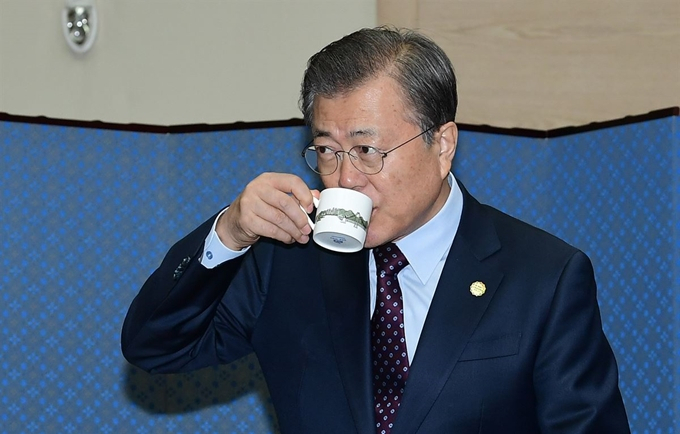 [청와대공동사진단]
