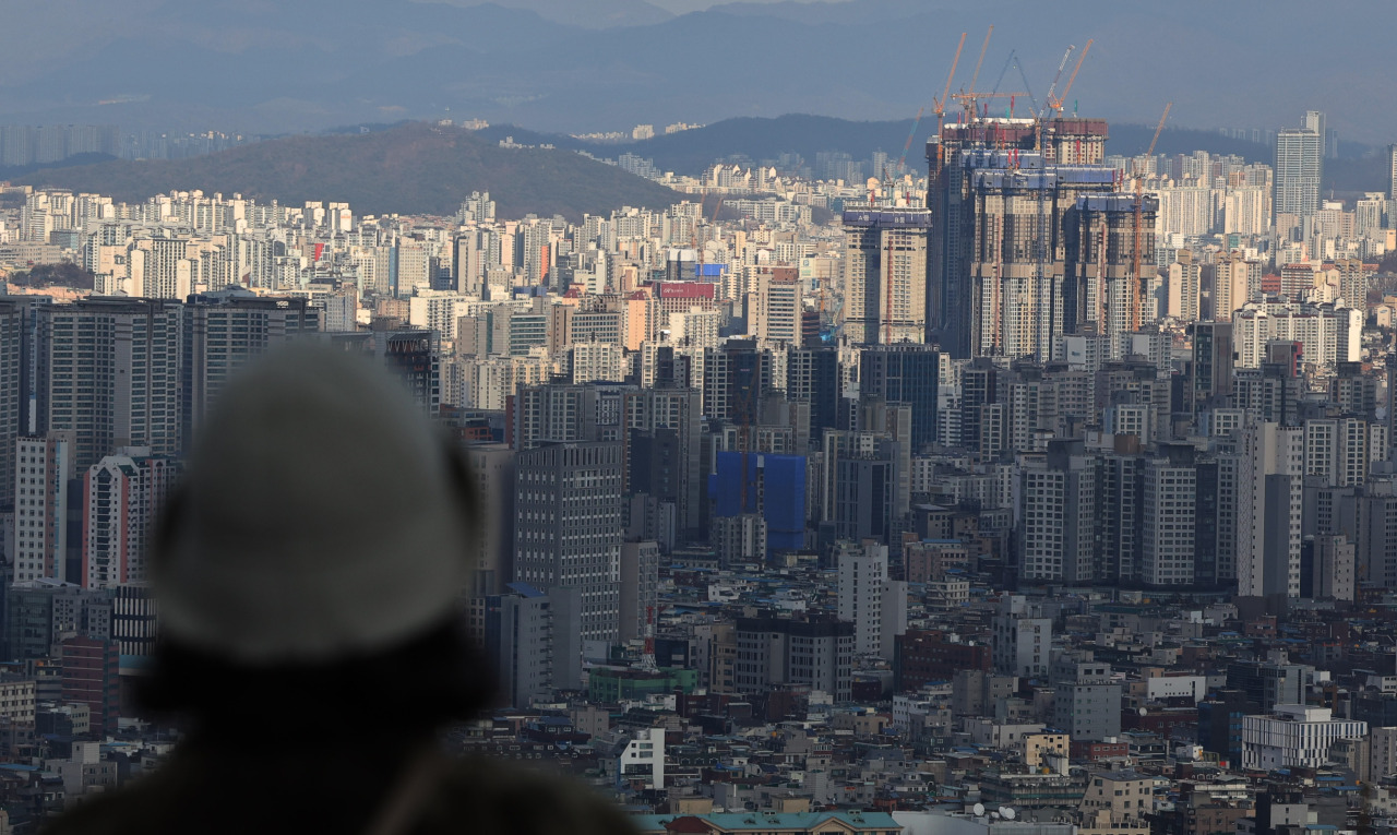 Aerial view of apartment complexes in central Seoul (Yonhap)