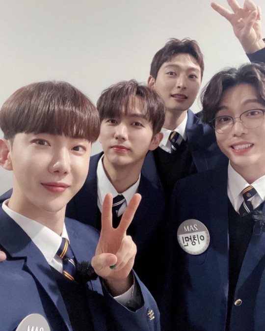 (Credit: 2AM)