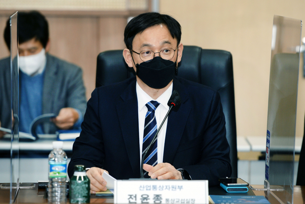 전윤종 산업통상자원부 통상교섭실장이 11일 광주 김대중컨벤션센터에서 열린 '제6차 메가 FTA(RCEP, CPTPP) 간담회'에 참석해 인사말 하고 있다. [산업통상자원부 제공]