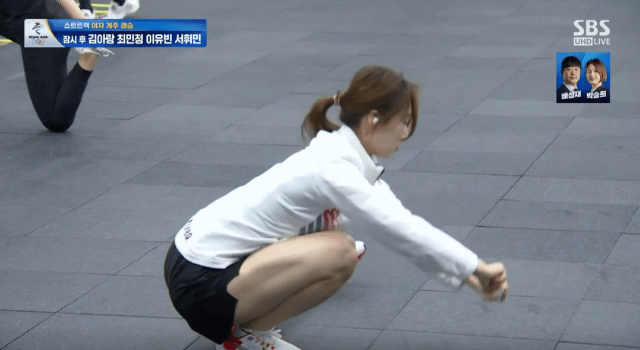 쇼트트랙 국가대표 최민정 선수가 삼성전자 무선이어폰을 착용 중인 모습이 포착됐다. [SBS 중계화면 캡처]