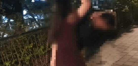 지난해 7월 20대 만취 여성에게 폭행당한 40대 남성이 공개한 사진. [보배드림 캡처]