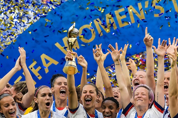 미국 여자축구 대표팀이 2019년 FIFA 프랑스 여자 월드컵서 우승한 당시 모습 [게티이미지]
