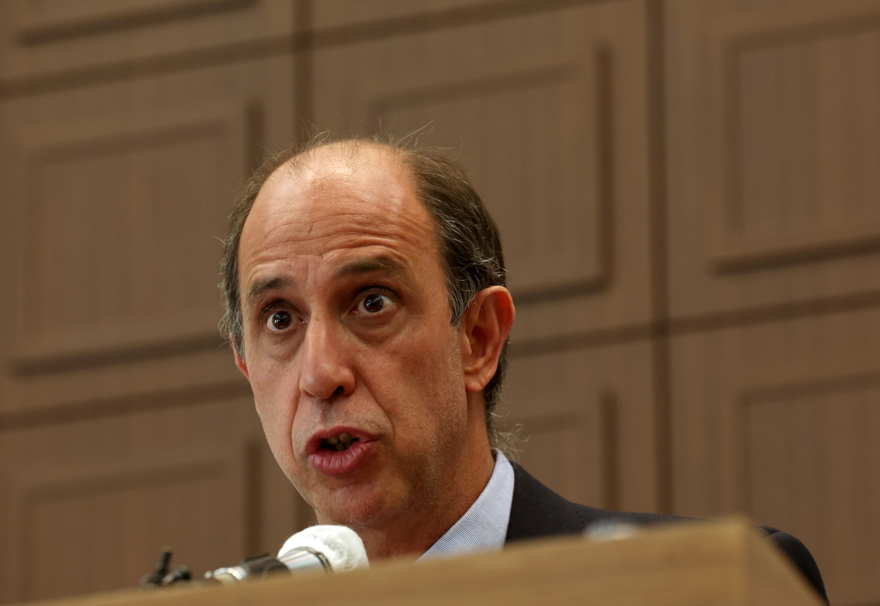 Tomas Ojea Quintana, UN special rapporteur on the situation of human rights in the Democratic People’s Republic of Korea, speaks at a press conference in Seoul. (Yonhap)