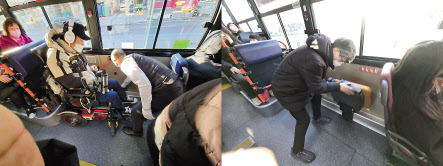 지난 23일 오후 척수장애인 추경진 씨가 탑승한 두 대의 저상버스 내부 모습. 장애인 이용석에 접이식 의자가 있는 저상버스도 있어 탑승 시 의자를 일일이 접어서 휠체어를 댈 공간을 만들어야 했다. 버스기사가 직접 장애인 이용석에 부착된 안전고리를 휠체어에 연결하는 경우도 있었던 반면 버스기사의 도움 없이 활동지원사가 스스로 접어야 하는 경우도 있었다. 김영철 기자