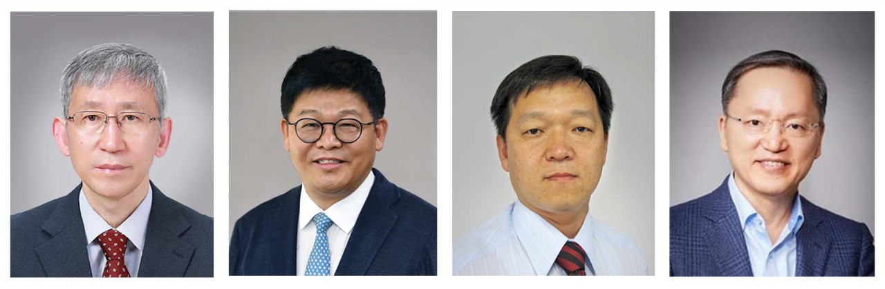 KAIST 2021년 자랑스런 동문상을 수상자들. (왼쪽부터) 장석복 KAIST 화학과 특훈교수, 안현실 한국경제신문 AI경제연구소장, 성환호 ㈜피에스텍 대표이사, 박학규 삼성전자㈜ 사장 [KAIST 제공]