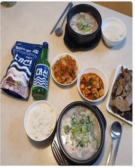 대선주조·프론티어식품 돼지국밥 밀키트 제품. [대선소주 제공]