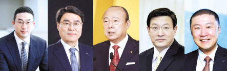 구광모(왼쪽부터) LG그룹 회장, 최정우 포스코그룹 회장, 김승연 한화그룹 회장, 허태수 GS그룹 회장, 구자은 LS그룹 회장. [각 사 제공]