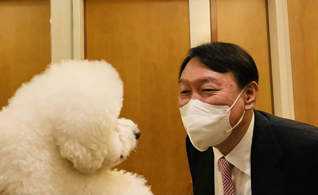 윤석열 대통령 당선인과 반려견.
