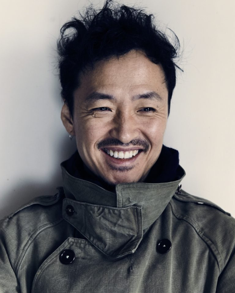 [강산에 공식홈페이지]