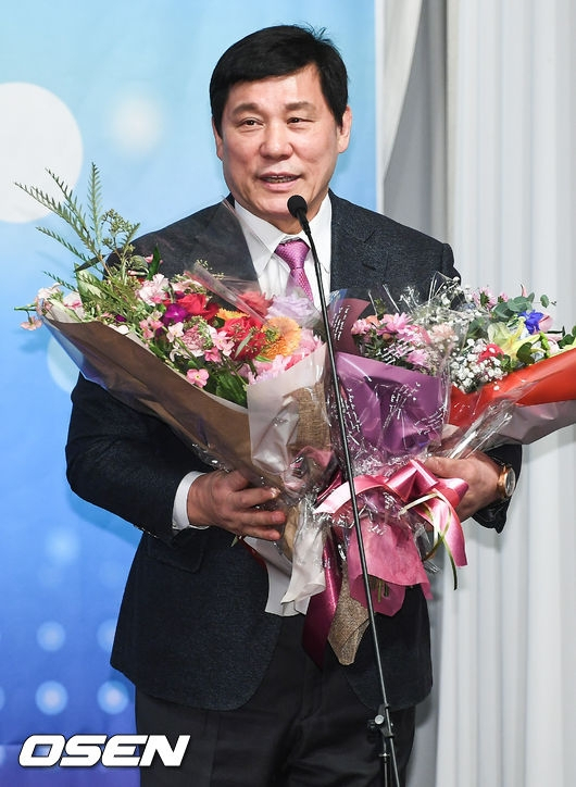 야구인 출신 최초로 KBO 총재 후보에 오른 허구연 해설위원 [OSEN]