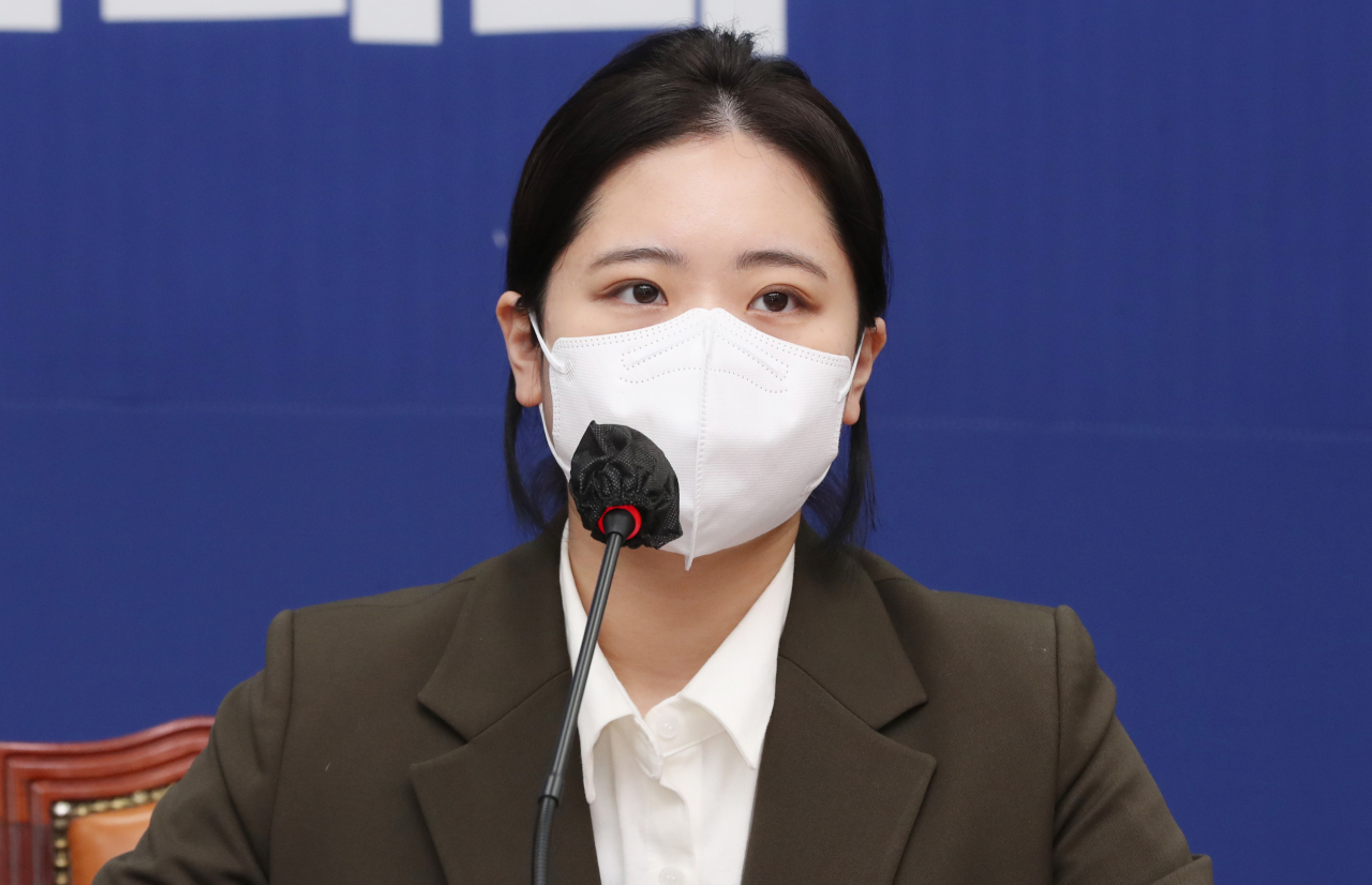 21일 서울 여의도 국회에서 열린 비상대책위원회 회의에서 발언하는 박지현 더불어민주당 공동비상대책위원장 [연합]