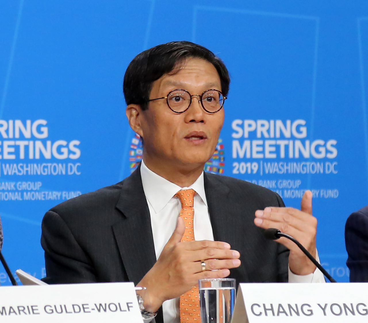 문재인 대통령이 지난 23일 새 한국은행 총재 후보로 이창용 국제통화기금(IMF) 아시아태평양담당 국장(사진)을 지명했다. [연합]