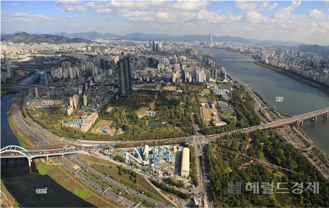 서울 성수동 삼표레미콘 공장 부지 입지. [서울시 제공]