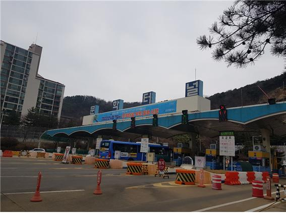 문학터널