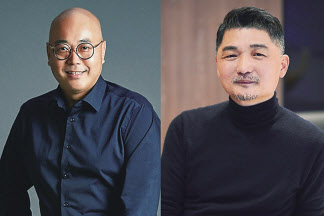 남궁훈 대표(왼쪽), 김범수 센터장
