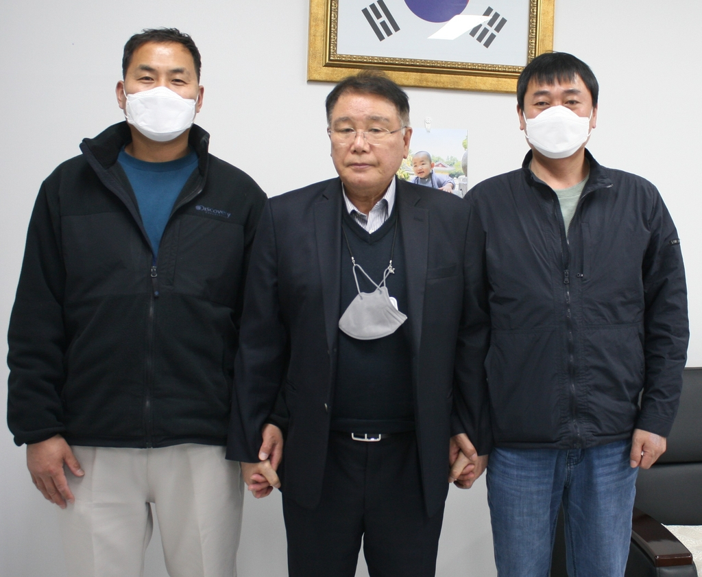 광주 화정아이파크 붕괴 사고 피해 가족협의회 대표들이 29일 국민의힘 광주시당을 방문해 감사 인사를 전했다.
