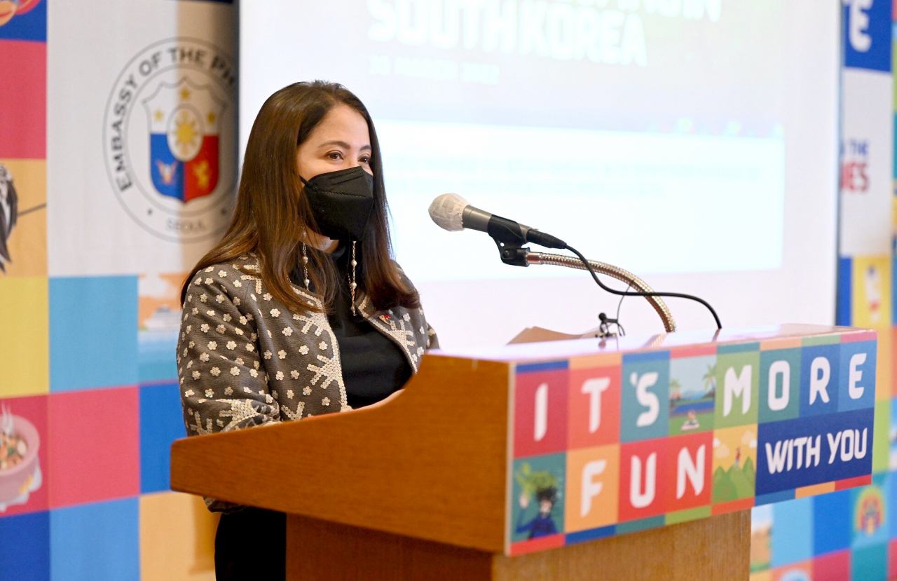 베르나데트 로물로-푸얏 필리핀 관광부 장관이 리오프닝 국면, 외국 문화관광 분야 각료로는 처음으로 한국을 방문해, 30일 서울 소공동 롯데호텔에서 설명회를 주재하고 있다.