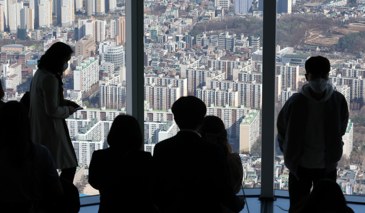 Aerial view of apartment complexes in eastern Seoul (Yonhap)