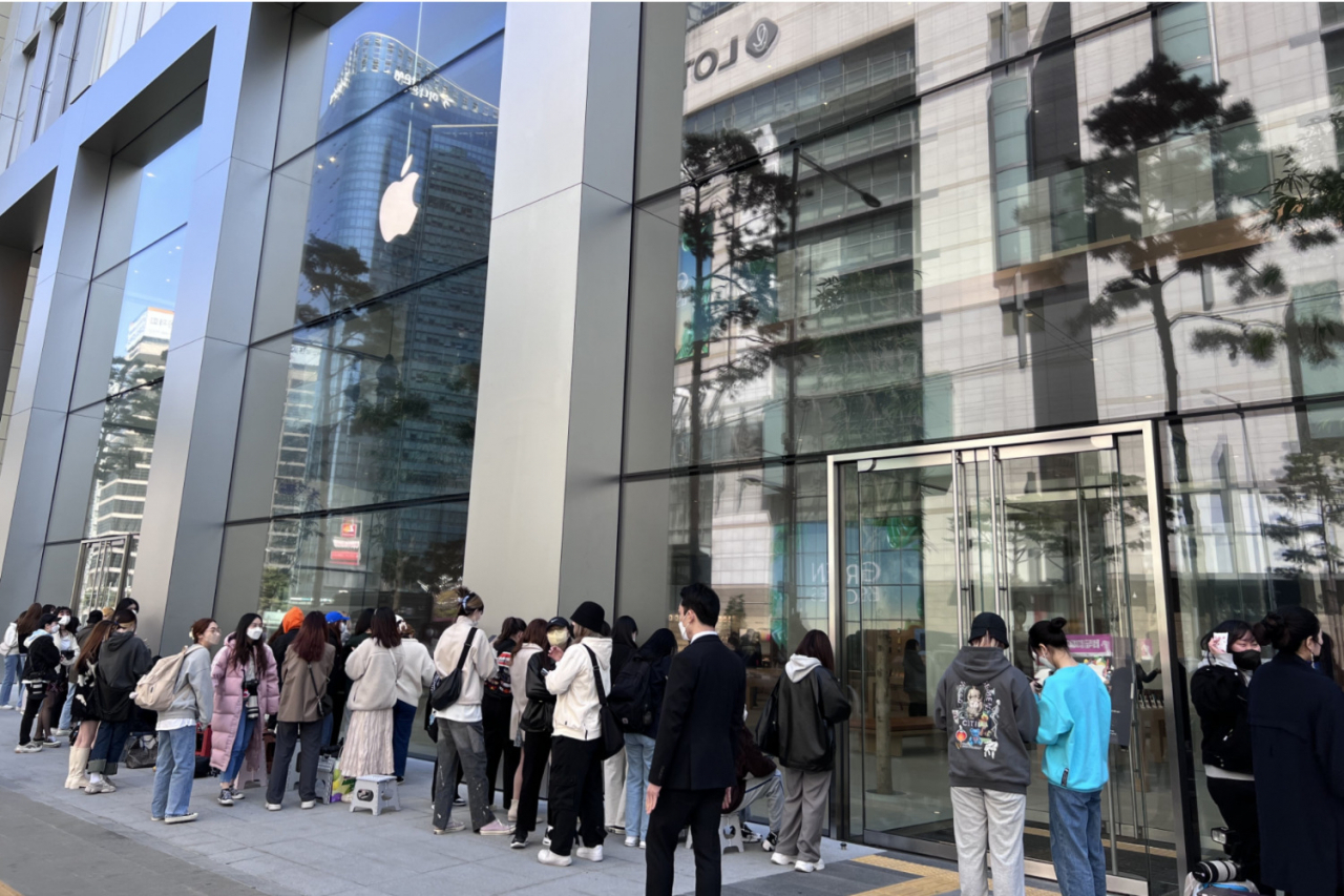 삼성 큰 일 나겠네” 한국에서 제일 큰 아이폰 매장 등장 - 리얼푸드 REALFOODS