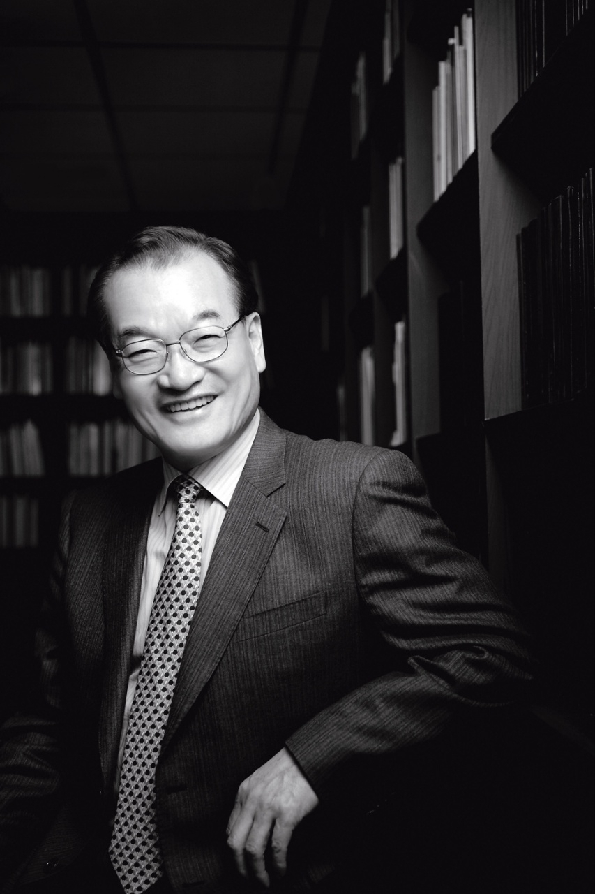 윤영달 크라운해태 회장. [크라운해태 제공]